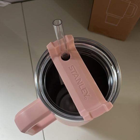 NWT Nectar Color Stanley Adventure Quencher Travel Tumbler 40 oz. - Picture 5 of 7